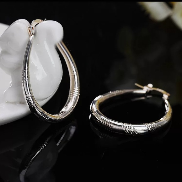 New 925 Sterling Silver Hoop Earrings - Picture 6 of 8